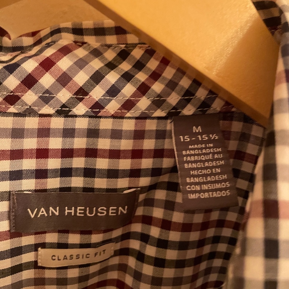 Van Heusen - Picture 2 of 2